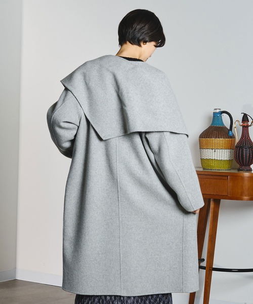 ROSE BUD(ローズバッド)の「SCARF LONG COAT(ノーカラーコート・レディース・グレー/ブラウン・M/S)」の12枚目の写真