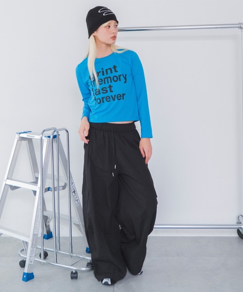 WEGO(ウィゴー)の「WEGO/【26年秋冬新作】グラフィックカラーロンT(Tシャツ/カットソー・レディース・ブルー系その他/ピンク/グリーン系その他/パープル/ホワイト/ブラック・FREE)」の7枚目の写真
