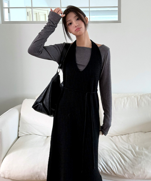 MONGDOL(モンドル)の「ホルターネックレイヤードニットワンピース ブラック MDOP060BLACK(ワンピース・レディース・その他・F)」の1枚目の写真
