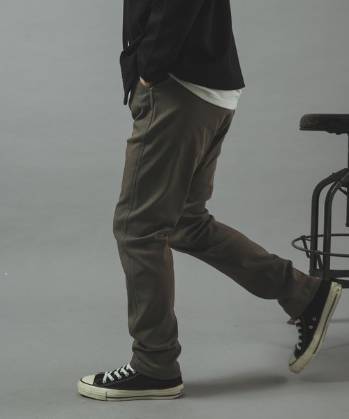 ITEMS URBANRESEARCH(アイテムズ アーバンリサーチ)の「ウォーム & ストレッチ マルチポケットパンツ(その他パンツ・メンズ・ネイビー/ベージュ/ブラック/グレー・LARGE/X-LARGE/MEDIUM)」の4枚目の写真
