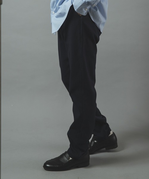 ITEMS URBANRESEARCH(アイテムズ アーバンリサーチ)の「ウォーム & ストレッチ マルチポケットパンツ(その他パンツ・メンズ・ネイビー/ベージュ/ブラック/グレー・LARGE/X-LARGE/MEDIUM)」の5枚目の写真
