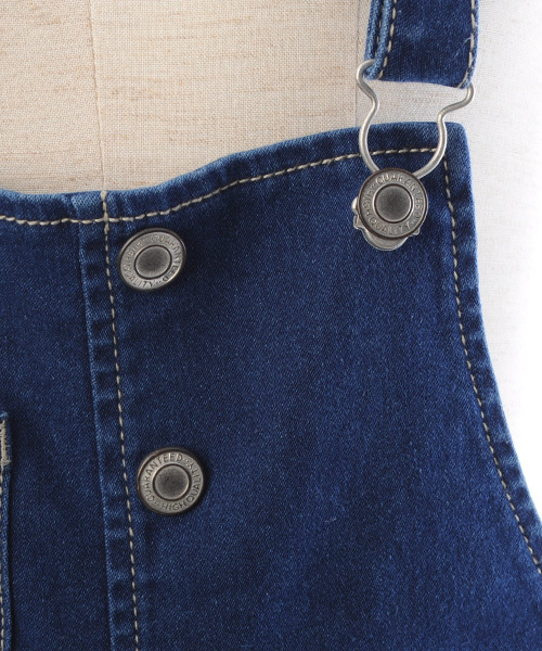 Luz Llena (philter)(ラズレナ フィルター)の「ストレッチデニム・スキニーサロペット/スキニーパンツ/切りっぱなし(サロペット/オーバーオール・レディース・ホワイト/ネイビー/ブルー・SMALL/LARGE/MEDIUM)」の10枚目の写真