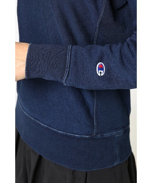 Champion（チャンピオン）の「【CHAMPION/チャンピオン】別注モックネックスウェット_#（スウェット・レディース・ブルー/ネイビー・MEDIUM/SMALL）」の17枚目の写真