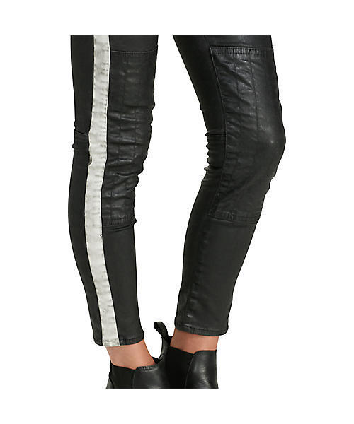 Denim & Supply Ralph Lauren（デニムアンドサプライラルフローレン）の「D&S Morgan クロップ スキニージーンズ（デニムパンツ・レディース・ブラック・25/24/28/27/26/29）」の6枚目の写真