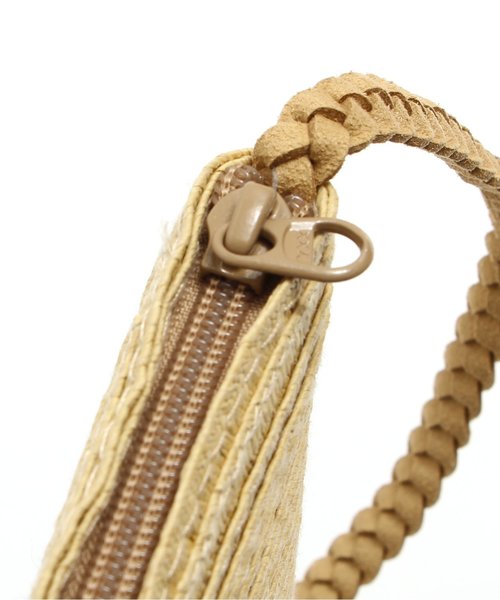 apres les cours（アプレレクール）の「clover＆cherryポシェット（ショルダーバッグ・キッズ・アイボリー/ベージュ・MEDIUM）」の11枚目の写真