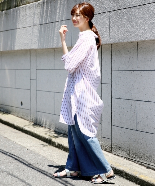 LEPSIM（レプシィム）の「マエアキシャツワンピース7S　762766（シャツワンピース・レディース・ホワイト×ブラック/ホワイト×レッド/ブルー系その他・LARGE/MEDIUM）」の2枚目の写真