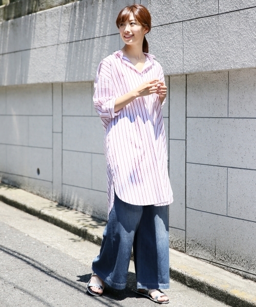 LEPSIM（レプシィム）の「マエアキシャツワンピース7S　762766（シャツワンピース・レディース・ホワイト×ブラック/ホワイト×レッド/ブルー系その他・LARGE/MEDIUM）」の4枚目の写真