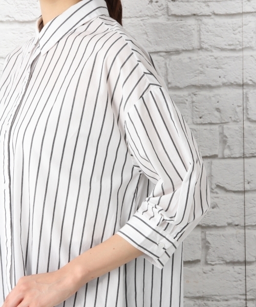 LEPSIM（レプシィム）の「マエアキシャツワンピース7S　762766（シャツワンピース・レディース・ホワイト×ブラック/ホワイト×レッド/ブルー系その他・LARGE/MEDIUM）」の11枚目の写真