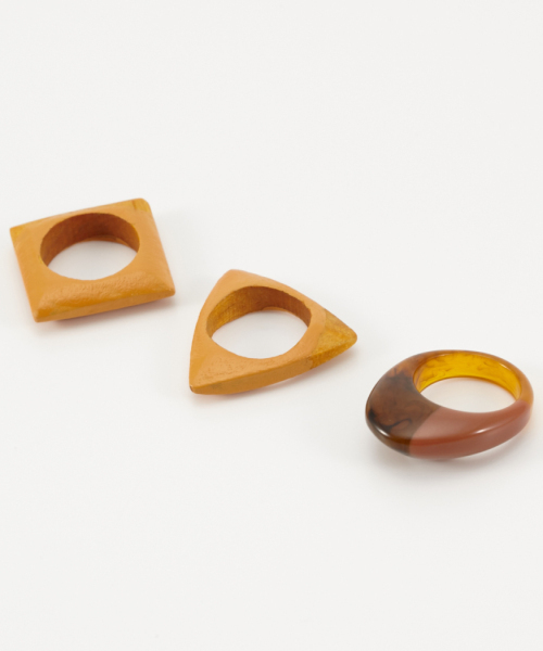 PEGGY LANA(ペギーラナ)の「Coating 3rings Set(リング・レディース・グリーン/イエロー系その他・FREE)」の1枚目の写真