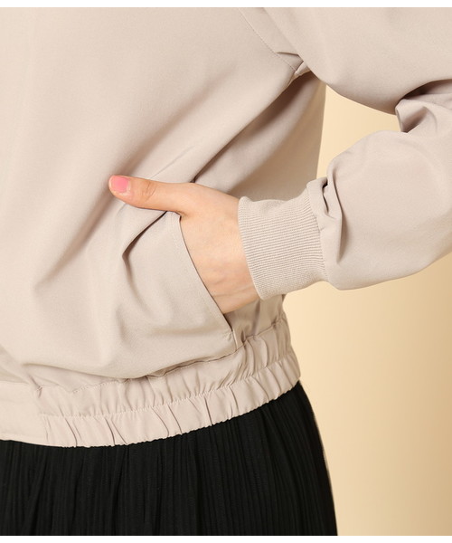 ROPE' PICNIC（ロペピクニック）の「タックショルダーブルゾン（ブルゾン・レディース・ブラック/ベージュ・38/40）」の7枚目の写真