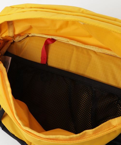 THE NORTH FACE（ザノースフェイス）の「ザ・ノース・フェイス ウエストバッグ / スピナ（ボディバッグ/ウエストポーチ・メンズ・イエロー/ブルー系その他/ブラック・ONE SIZE）」の5枚目の写真