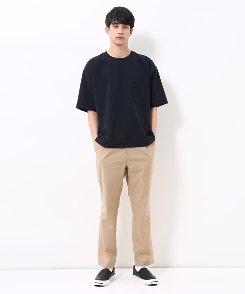 ADAM ET ROPE'（アダムエロペ）の「[吸水・速乾]EVALETストレッチTシャツ（Tシャツ/カットソー・メンズ・チャコールグレー/ネイビー/サックスブルー/グリーン系その他/ライトグレー・M/L）」の7枚目の写真