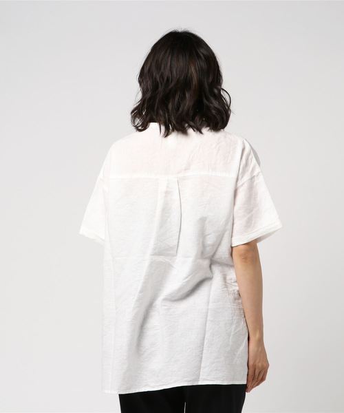 LBC（エルビーシー）の「綿麻バンドカラー半袖シャツ（シャツ/ブラウス・レディース・ホワイト/ブラック/ライトブルー・M/L）」の5枚目の写真