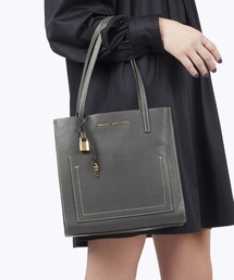 MARC JACOBS | THE GRIND/ザ グラインド ミディアム グラインド T ポケット ショッパー トート(トートバッグ)