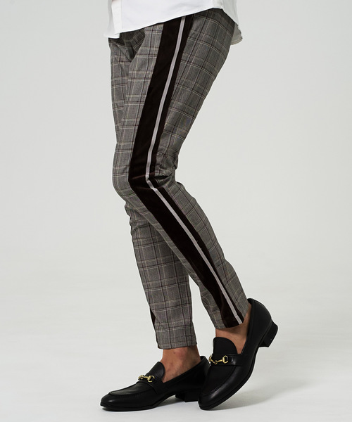 GOSTAR DE FUGA（ゴスタール ジフーガ）の「ラインスラックスパンツ（その他パンツ・メンズ・ブラック/ベージュ・S/M/L）」の8枚目の写真