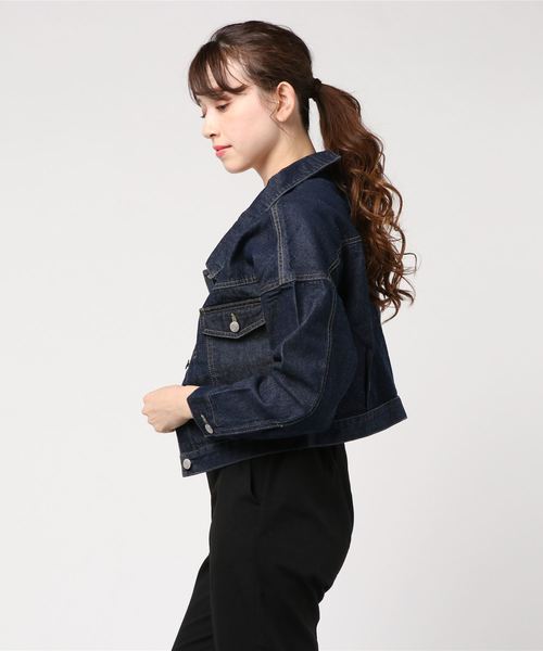 classicalelf（クラシカルエルフ）の「ボタン留め・抜き襟風ビッグシルエット無地デニムジャケット（デニムジャケット・レディース・インディゴブルー/ブルー・SMALL/MEDIUM/LARGE）」の17枚目の写真