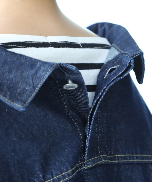classicalelf（クラシカルエルフ）の「ボタン留め・抜き襟風ビッグシルエット無地デニムジャケット（デニムジャケット・レディース・インディゴブルー/ブルー・SMALL/MEDIUM/LARGE）」の5枚目の写真