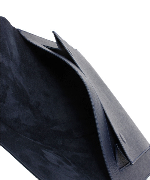 WHO'S WHO gallery（フーズフーギャラリー）の「【TABLE TALK】WELDER CLUTCH（クラッチバッグ・メンズ・ベージュ/ネイビー/ブラック・FREE）」の12枚目の写真