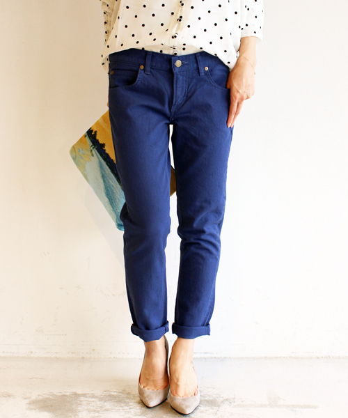 BEAUTY&YOUTH UNITED ARROWS（ビューティーアンドユースユナイテッドアローズ）の「BYBC ∵LEE別注 アンクルスキニーカラーパンツ ◆（その他パンツ・レディース・ホワイト/ネイビー・MEDIUM/SMALL）」の2枚目の写真