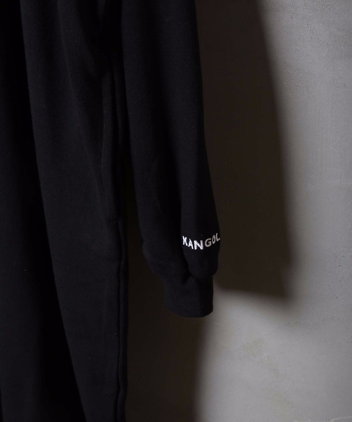 KANGOL(カンゴール)の「【KANGOL/カンゴール】裏毛ワンポイント刺繍ワンピース ビッグシルエット(ワンピース・レディース・ホワイト/ブラック/ベージュ・MEDIUM/LARGE)」の4枚目の写真