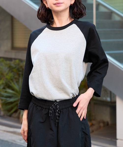 United Athle（ユナイテッドアスレ）の「【United Athle】5.6オンス ラグラン 3/4スリーブクルーネック Tシャツ 7分袖 バイカラー 2026年春夏（Tシャツ/カットソー・メンズ・ホワイト×ネイビー/ホワイト×ブラック/ブラック/ミックスグレー・M/L/XL/S）」の17枚目の写真