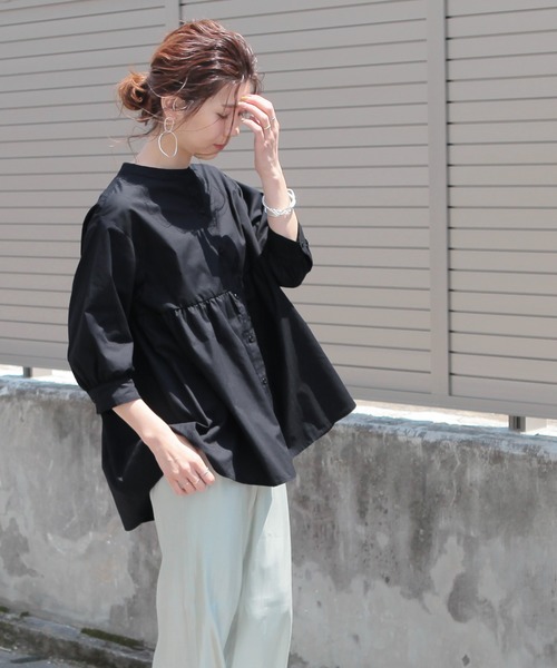 reca（レカ）の「バンドカラーボリューム袖ギャザーフレアシャツ（シャツ/ブラウス・レディース・グリーン系その他/オフホワイト/ブラック/ベージュ・L/M）」の19枚目の写真