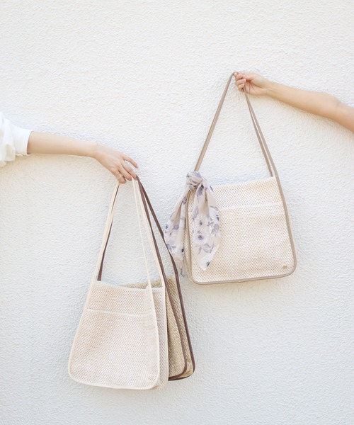 Chico（チコ）の「パイピングメッシュトートバッグ（トートバッグ・レディース・ベージュ/ブラウン/アイボリー/ブラック/ダークブラウン・FREE）」の15枚目の写真