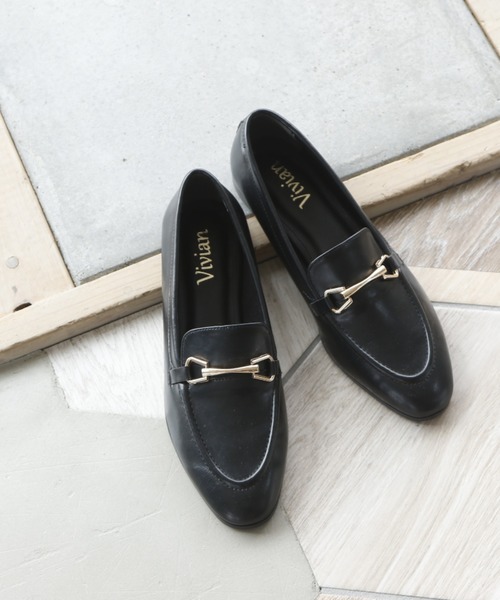 VIVIAN（ヴィヴィアン）の「ソフトスクエアトゥビット付きローファー（ローファー・レディース・ブラック/ダークブラウン/ブラウン・LL/S/M/L）」の2枚目の写真