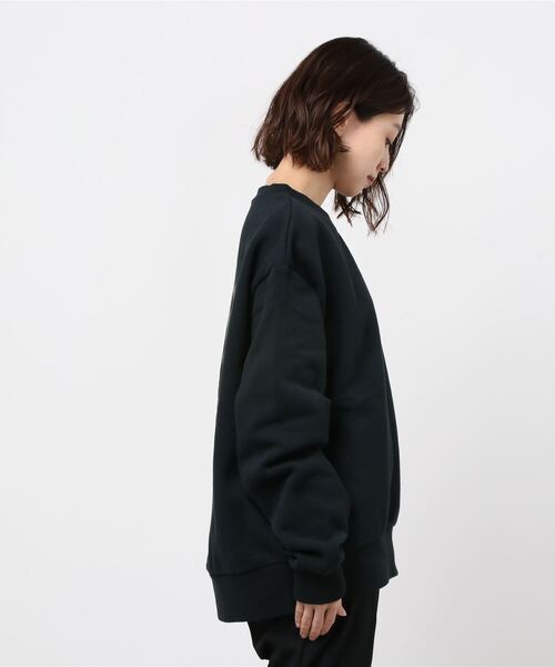 RVCA(ルーカ)の「RVCA/ルーカ ビッグシルエット ロゴスウェット BA044-025(スウェット・レディース・カモフラージュ/ホワイト/ブラック/グリーン・XS/S)」の5枚目の写真