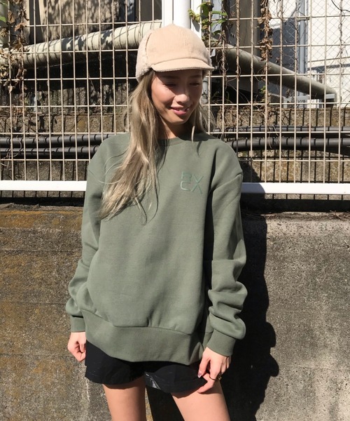 RVCA(ルーカ)の「RVCA/ルーカ ビッグシルエット ロゴスウェット BA044-025(スウェット・レディース・カモフラージュ/ホワイト/ブラック/グリーン・XS/S)」の16枚目の写真