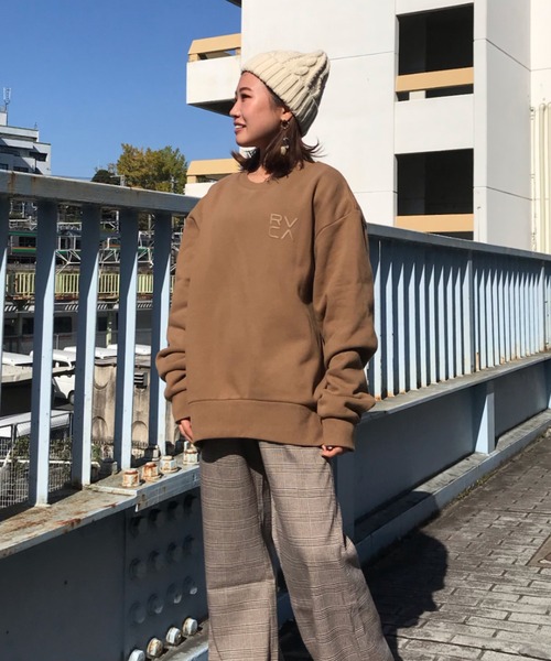 RVCA(ルーカ)の「RVCA/ルーカ ビッグシルエット ロゴスウェット BA044-025(スウェット・レディース・カモフラージュ/ホワイト/ブラック/グリーン・XS/S)」の22枚目の写真