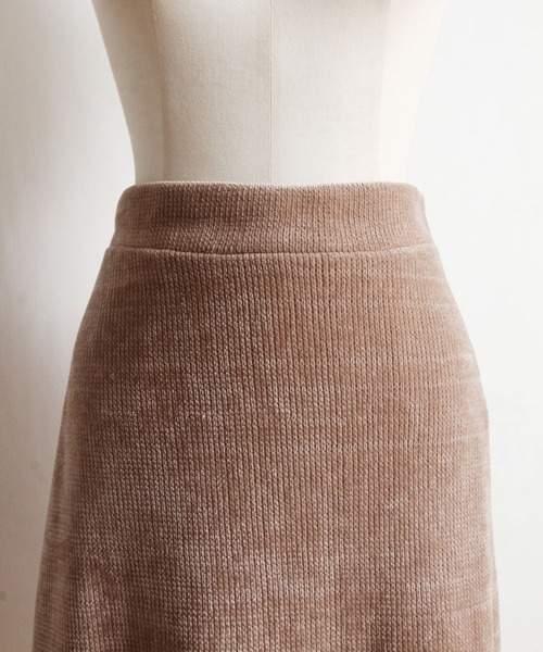 tocco closet(トッコ クローゼット)の「フラワーレース装飾Vネックトップス×フレアスカートのモールニットソーセットアップ(ワンピース・レディース・グレー系その他/ブラウン系その他・M)」の8枚目の写真