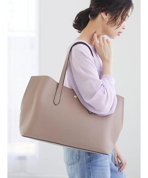 Legato Largo（レガートラルゴ）の「【WEB限定】Legato Largo ≪かるいかばん≫ A4トートバッグ（トートバッグ・レディース・アイボリー/ターコイズブルー/ブラウン/ブラック/キャメル/ピンクベージュ/グリーン系その他2/マスタード/グレイッシュベージュ/ダークグレー・FREE）」の16枚目の写真