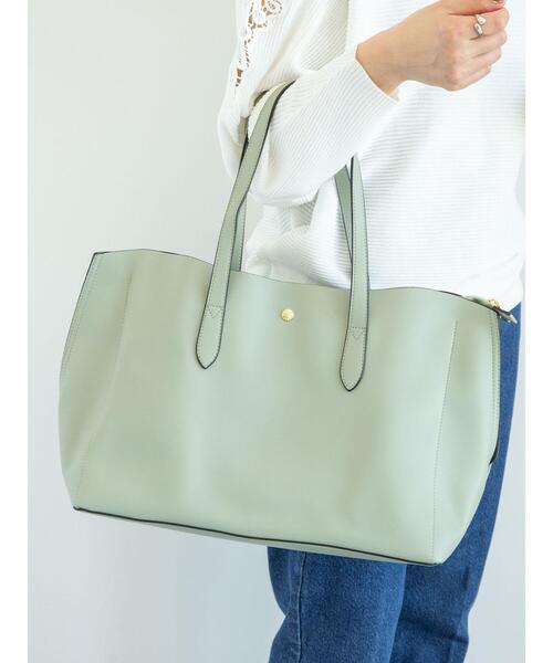 Legato Largo（レガートラルゴ）の「【WEB限定】Legato Largo ≪かるいかばん≫ A4トートバッグ（トートバッグ・レディース・アイボリー/ターコイズブルー/ブラウン/ブラック/キャメル/ピンクベージュ/グリーン系その他2/マスタード/グレイッシュベージュ/ダークグレー・FREE）」の18枚目の写真