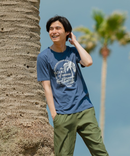 JEANS MATE（ジーンズメイト）の「【ZERO STAIN】サーフプリントＴシャツ　汗染み防止（Tシャツ/カットソー・メンズ・ホワイト/サックスブルー/その他1/その他3/レッド/その他2/ネイビー/ホワイト系その他/カーキ/ブルー/その他4/ピンク系その他/ベージュ/ブルー系その他・MEDIUM/SMALL/X-LARGE/LARGE）」の19枚目の写真