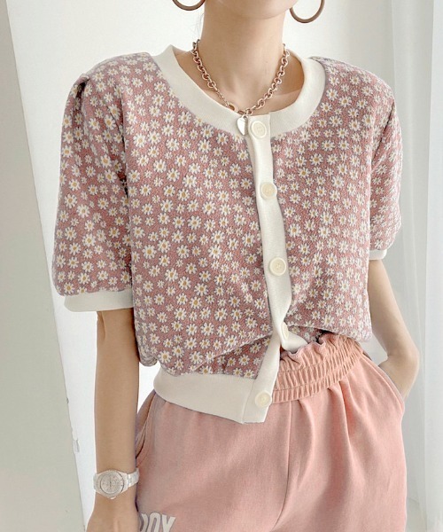 ABITOKYO（アビトーキョー）の「スタンドネック花柄ショルダーブラウス（シャツ/ブラウス・レディース・ブラック/ベージュ/ブルー/ネイビー/イエロー/グリーン/パープル/ピンク・FREE）」の8枚目の写真