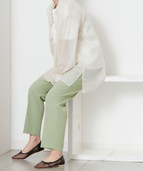 POU DOU DOU（プードゥドゥ）の「センタープレスイージーカラーパンツ（その他パンツ・レディース・ブラック/グリーン/アイボリー・3）」の12枚目の写真