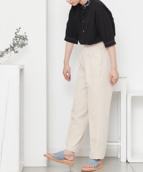 POU DOU DOU（プードゥドゥ）の「センタープレスイージーカラーパンツ（その他パンツ・レディース・ブラック/グリーン/アイボリー・3）」の22枚目の写真