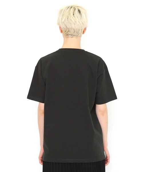 Design Tshirts Store graniph（デザイン　ティーシャツ　ストア　グラニフ）の「ストップ!! (江口寿史) | コラボTシャツ(スミクロ)（Tシャツ/カットソー・メンズ・スミクロ・SMALL/X-LARGE/LARGE/MEDIUM）」の2枚目の写真