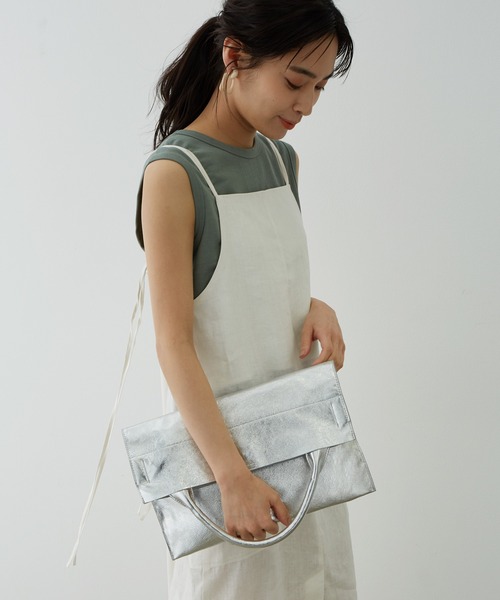 SALON adam et rope'（サロン アダム エ ロペ）の「ドライタッチ2WAYノースリーブプルオーバー（Tシャツ/カットソー・レディース・チャコールグレー/カーキ/ホワイト・FREE）」の7枚目の写真