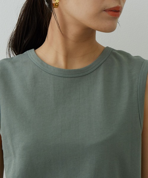 SALON adam et rope'（サロン アダム エ ロペ）の「ドライタッチ2WAYノースリーブプルオーバー（Tシャツ/カットソー・レディース・チャコールグレー/カーキ/ホワイト・FREE）」の15枚目の写真