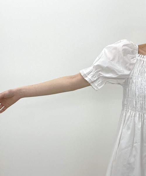 SPIGA（スピーガ）の「前リボンギャザー半袖ミディ丈ワンピース（ワンピース・レディース・ホワイト/ブラック・FREE）」の10枚目の写真