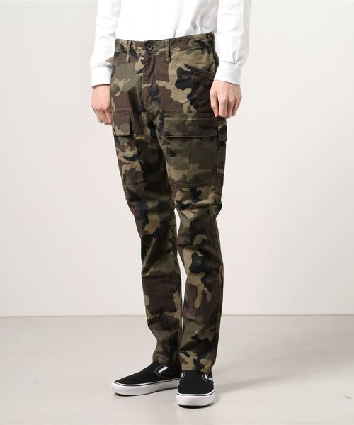 AVIREX（アヴィレックス）の「AVIREX/ アヴィレックス　アンチフォーリング 8ポケットパンツ/ANTIFOULING 8POCKET PANTS（カーゴパンツ・メンズ・ブラック/オリーブ/カモフラージュ/ブラウン・SMALL/X-LARGE/LARGE/MEDIUM）」の4枚目の写真