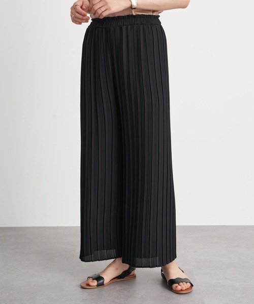 earth music&ecology（アースミュージックアンドエコロジー）の「ストレートプリーツパンツ ＊（その他パンツ・レディース・ブラック/グリーン/アイボリー/ラベンダー/その他14/グレイッシュベージュ・FREE）」の2枚目の写真