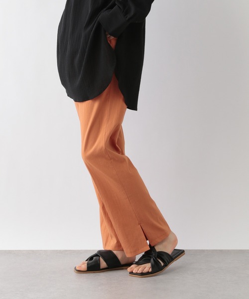 LEPSIM（レプシィム）の「リネンコンスソスリットパンツ　949166（その他パンツ・レディース・ブラック/オレンジ/グレイッシュベージュ・MEDIUM/LARGE）」の3枚目の写真