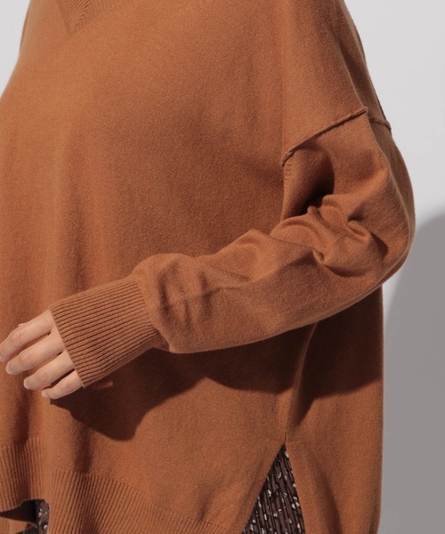 BAYFLOW（ベイフロー）の「シルクミックスVネックプルオーバー（Tシャツ/カットソー・レディース・ブラウン/ブルー/グリーン/アイボリー・SMALL/MEDIUM）」の14枚目の写真