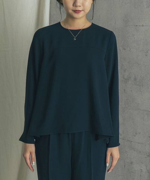 URBAN RESEARCH ROSSO(アーバンリサーチロッソ)の「ダブルクロスフレアブラウス(シャツ/ブラウス・レディース・オフホワイト/モカ/ネイビー・FREE)」の4枚目の写真