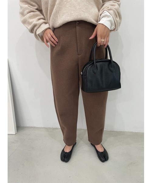 onetome(ワントゥーミー)の「ミニボストンバッグ(ボストンバッグ・レディース・ブラック/ブラウン・FREE)」の6枚目の写真