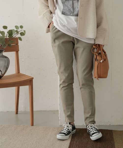 URBAN RESEARCH DOORS(アーバンリサーチドアーズ)の「ストレッチカラーデニムパンツ(その他パンツ・レディース・ベージュ/グレー・38/36)」の18枚目の写真