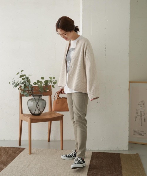 URBAN RESEARCH DOORS(アーバンリサーチドアーズ)の「ストレッチカラーデニムパンツ(その他パンツ・レディース・ベージュ/グレー・38/36)」の21枚目の写真